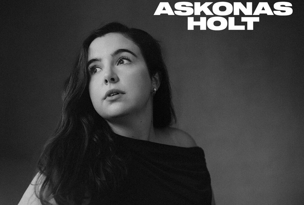 Ellen Pearson selected to join the Askonas Holt Lies Askonas Fellowship